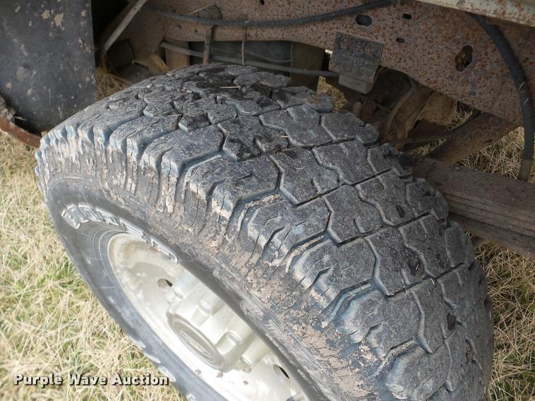 image for item DA7281 2000 Ford F250 Super Duty SuperCab pickup truck