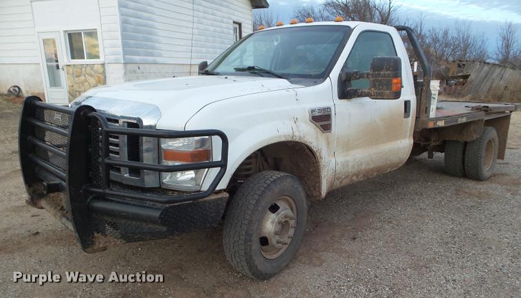 image for item DA7666 2008 Ford F350 Super Duty bale bed pickup truck