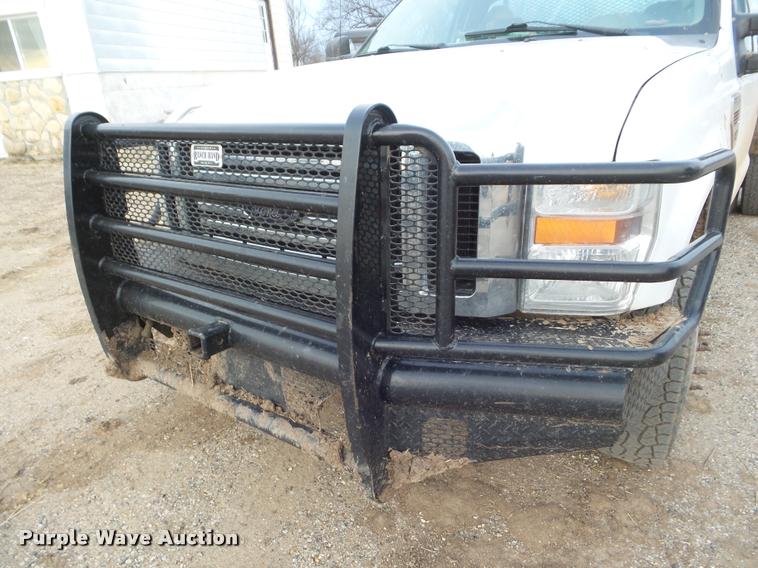 image for item DA7666 2008 Ford F350 Super Duty bale bed pickup truck