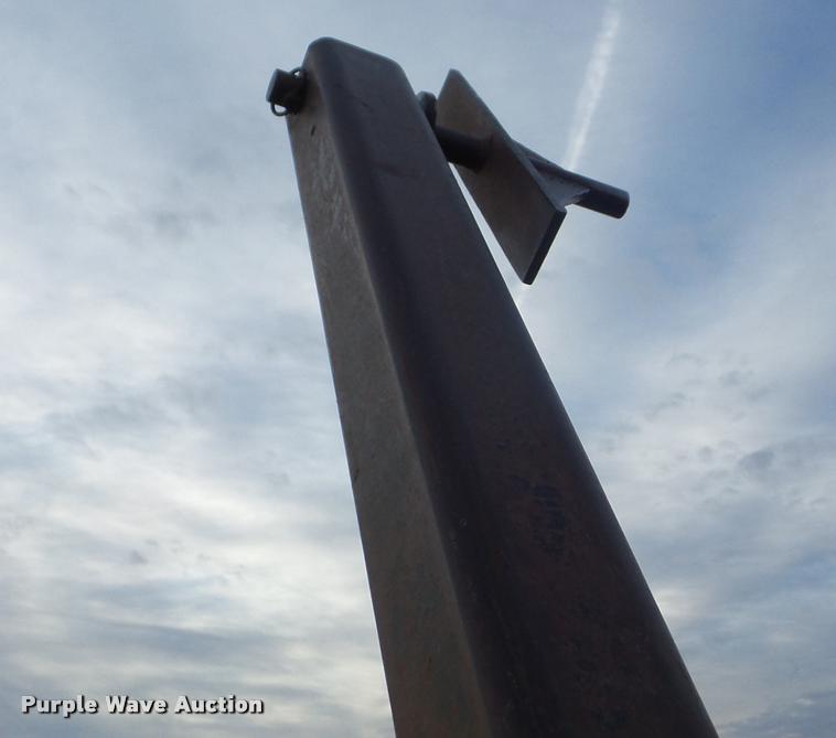 image for item DA7666 2008 Ford F350 Super Duty bale bed pickup truck