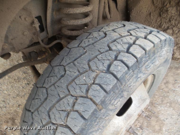 image for item DA7666 2008 Ford F350 Super Duty bale bed pickup truck