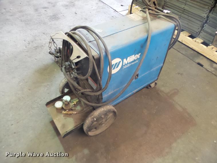 image for item DA9393 Miller welder