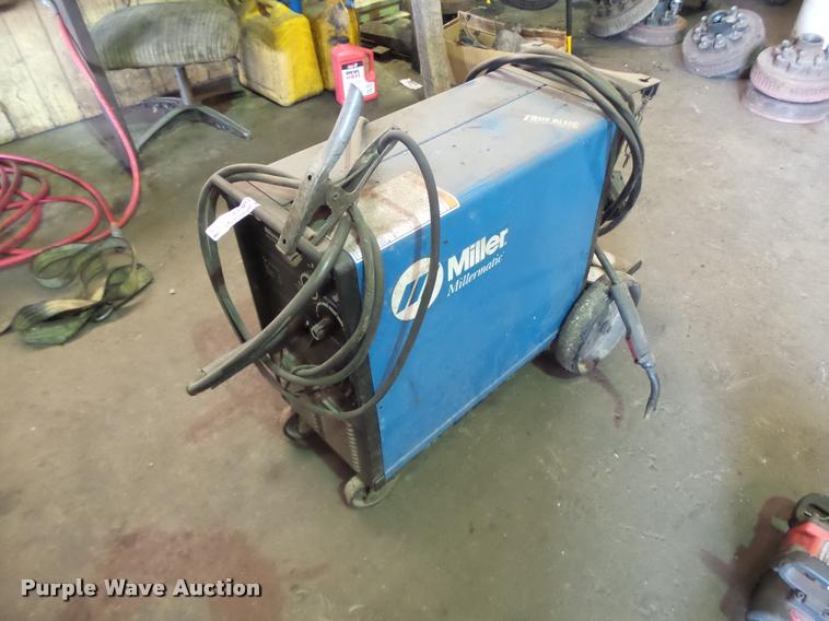 image for item DA9393 Miller welder