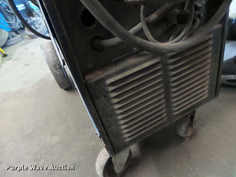 image for item DA9393 Miller welder