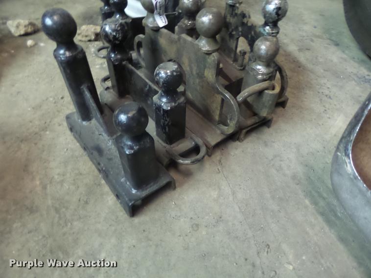 image for item DA9395 Tow hitch balls