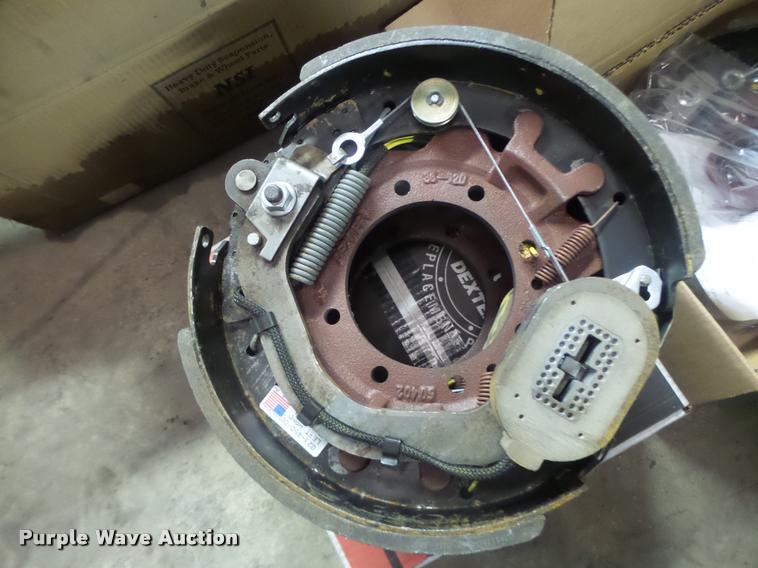image for item DA9397 (5) Dexter axle brake assembly