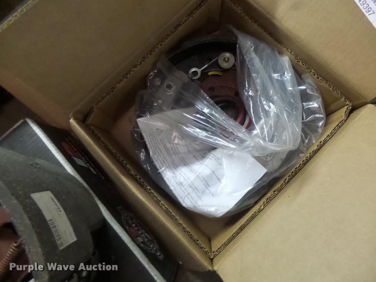 image for item DA9397 (5) Dexter axle brake assembly