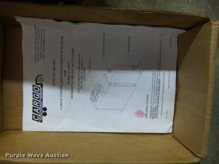 image for item DA9398 (3) trailer brake actuators