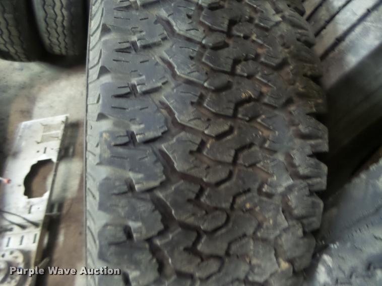 image for item DA9402 (4) B.F. Goodrich 315/70R17 tires