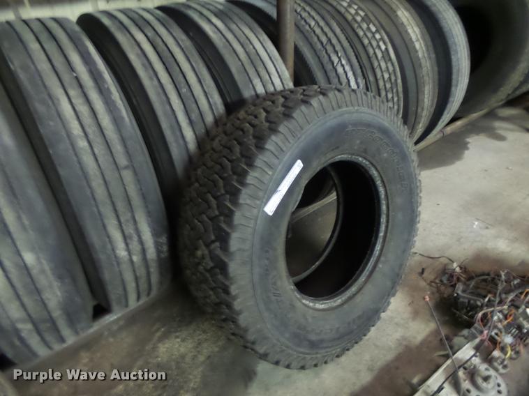 image for item DA9402 (4) B.F. Goodrich 315/70R17 tires