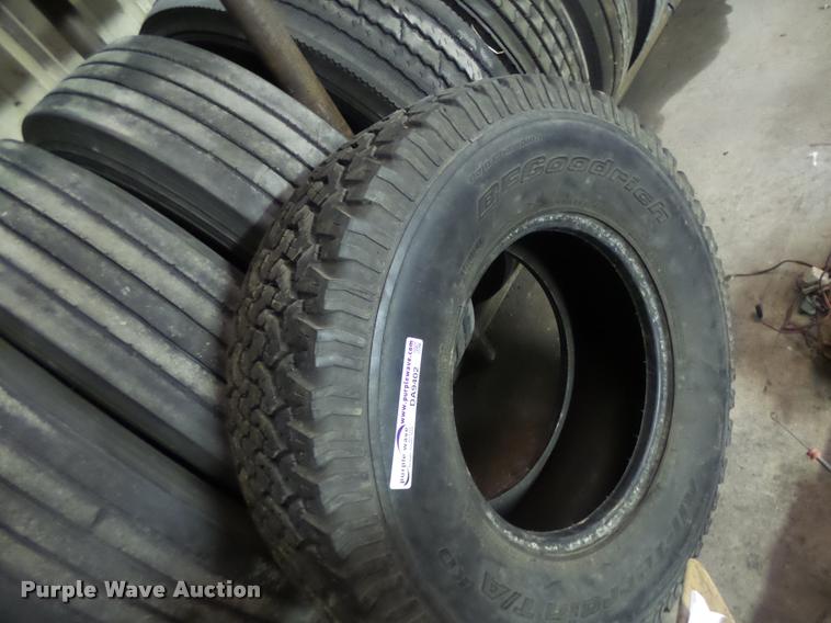 image for item DA9402 (4) B.F. Goodrich 315/70R17 tires