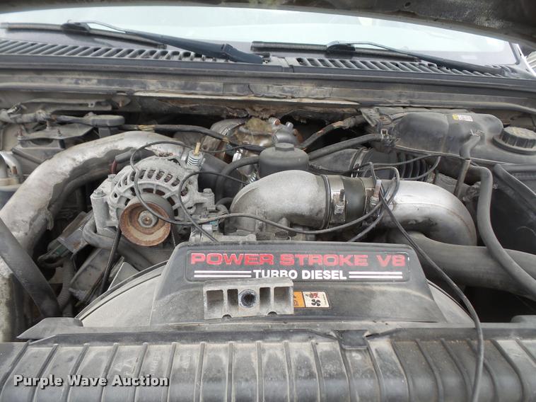 image for item DB0685 2003 Ford F550 truck cab and chassis