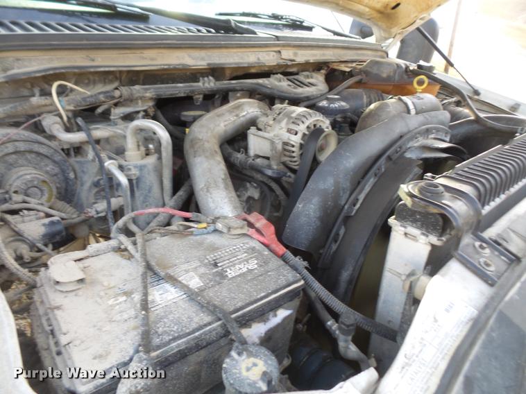 image for item DB0729 2007 Ford F350 Super Duty flatbed pickup truck