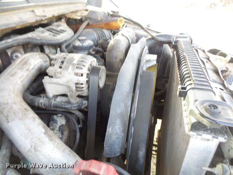 image for item DB0729 2007 Ford F350 Super Duty flatbed pickup truck