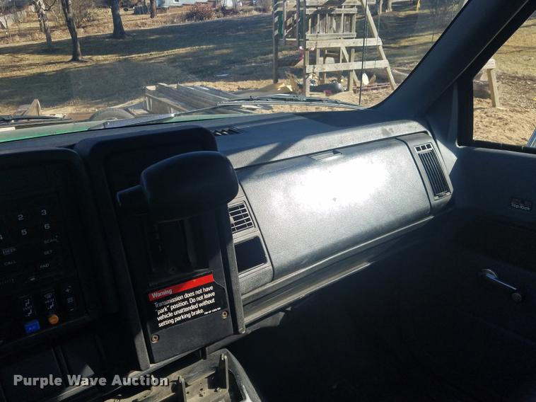 image for item DB1510 1990 GMC TopKick flatbed truck