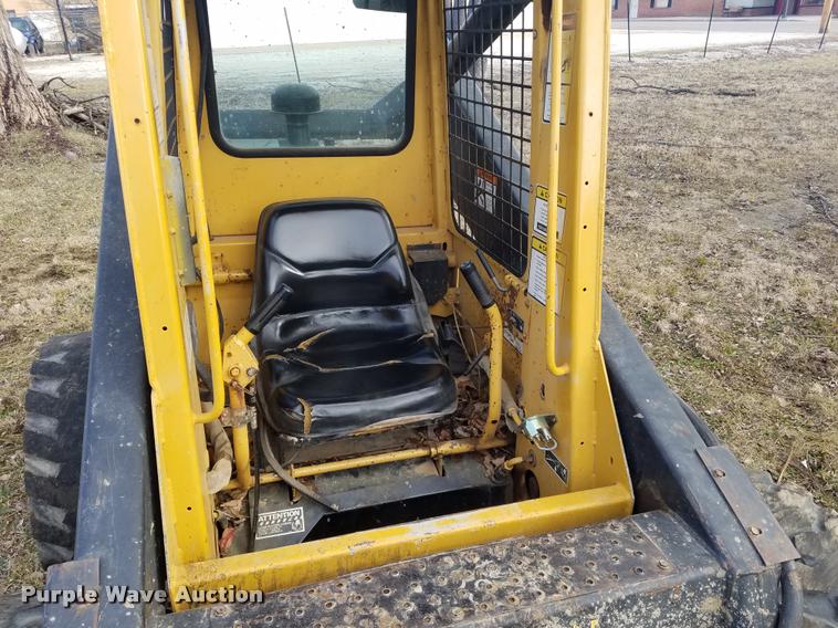 image for item DB1511 New Holland L553 skid steer