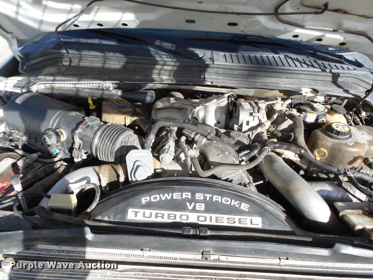 image for item DB1885 2008 Ford F350 Super Duty XLT SuperCab pickup truck cab and chassis