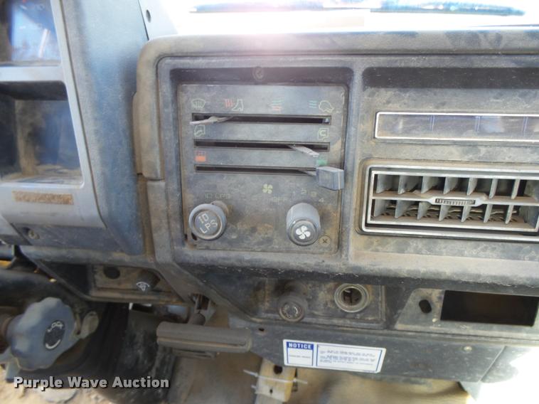 image for item DB1918 1985 GMC W7R042 refuse truck