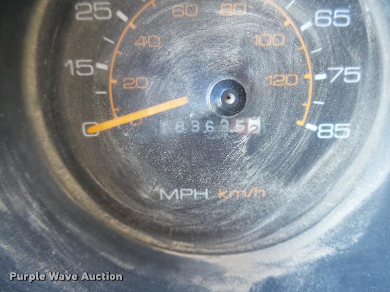 image for item DB1918 1985 GMC W7R042 refuse truck