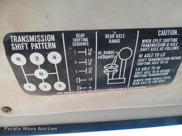 image for item DB1918 1985 GMC W7R042 refuse truck