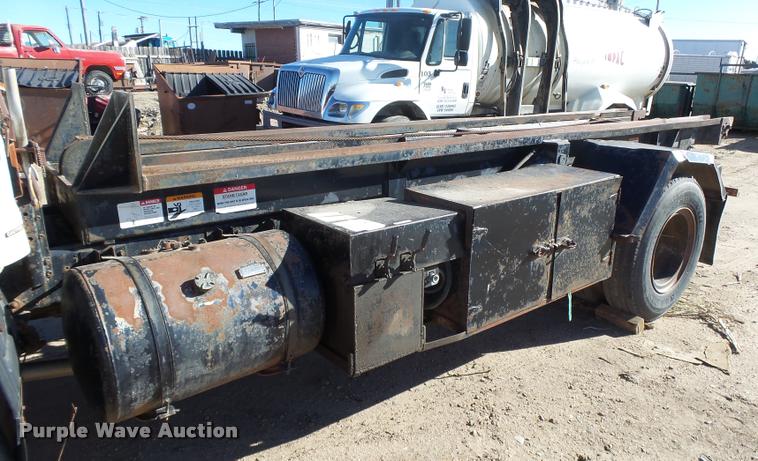 image for item DB1918 1985 GMC W7R042 refuse truck