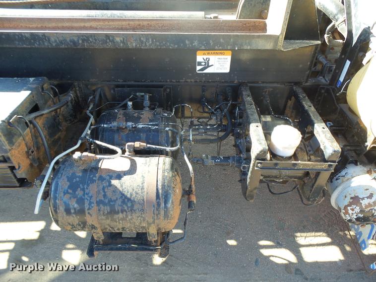 image for item DB1918 1985 GMC W7R042 refuse truck