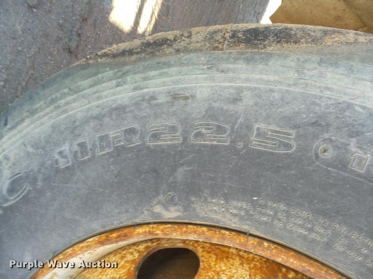 image for item DB1918 1985 GMC W7R042 refuse truck