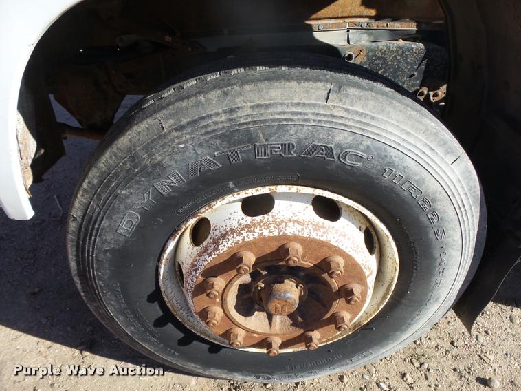 image for item DB1918 1985 GMC W7R042 refuse truck