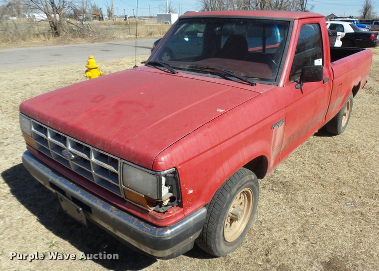 image for item DB1929 1992 Ford Ranger XLT pickup truck