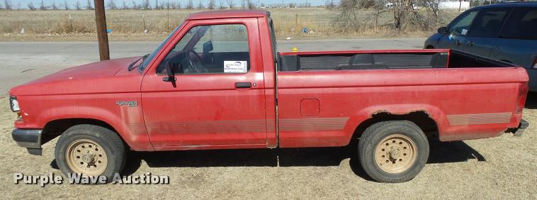 image for item DB1929 1992 Ford Ranger XLT pickup truck