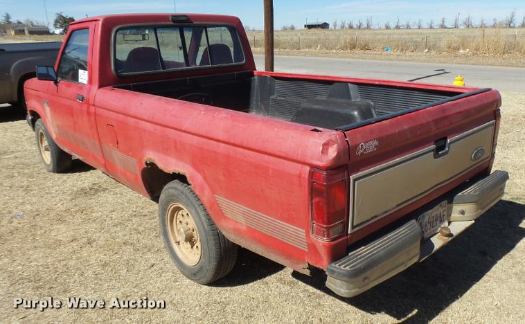 image for item DB1929 1992 Ford Ranger XLT pickup truck