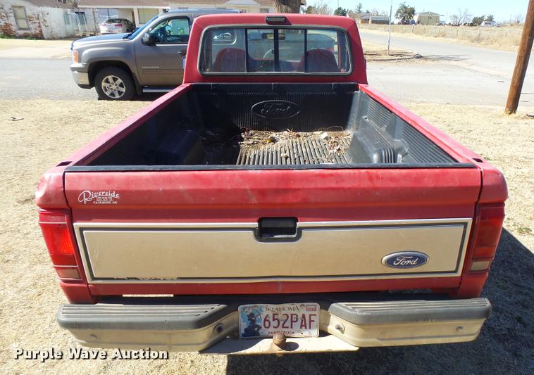 image for item DB1929 1992 Ford Ranger XLT pickup truck
