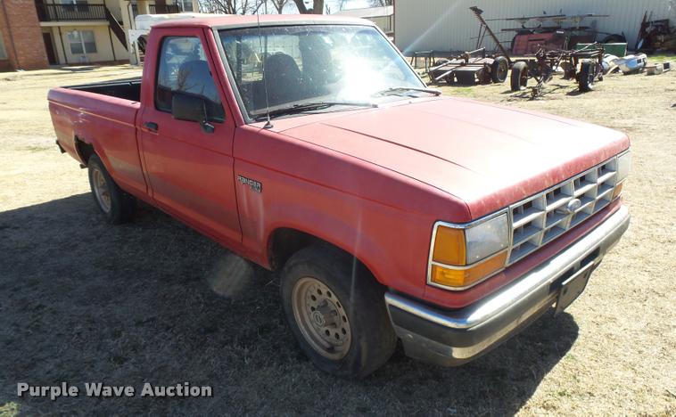image for item DB1929 1992 Ford Ranger XLT pickup truck