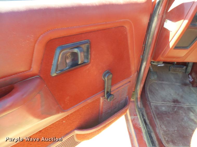 image for item DB1929 1992 Ford Ranger XLT pickup truck