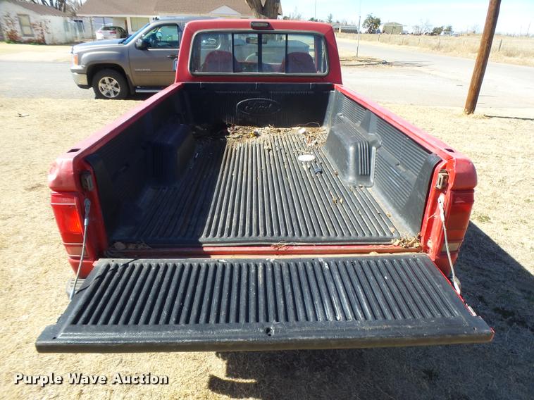 image for item DB1929 1992 Ford Ranger XLT pickup truck