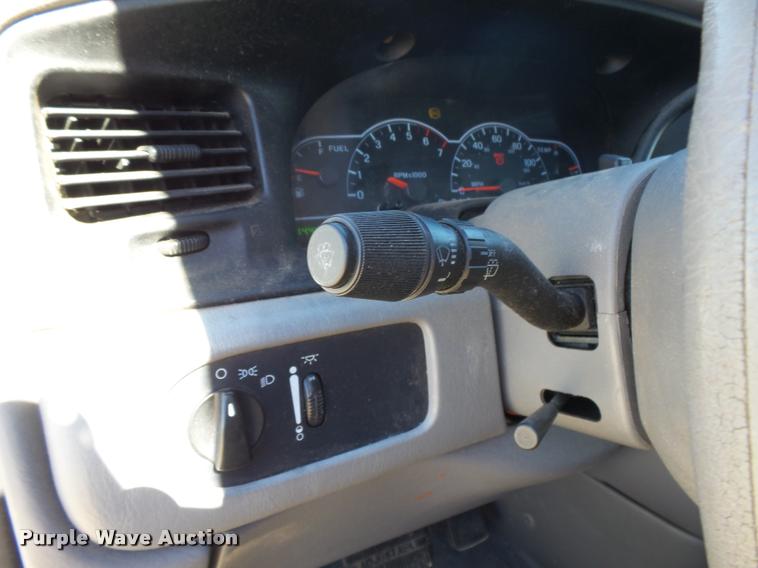 image for item DB1930 2003 Ford Windstar van