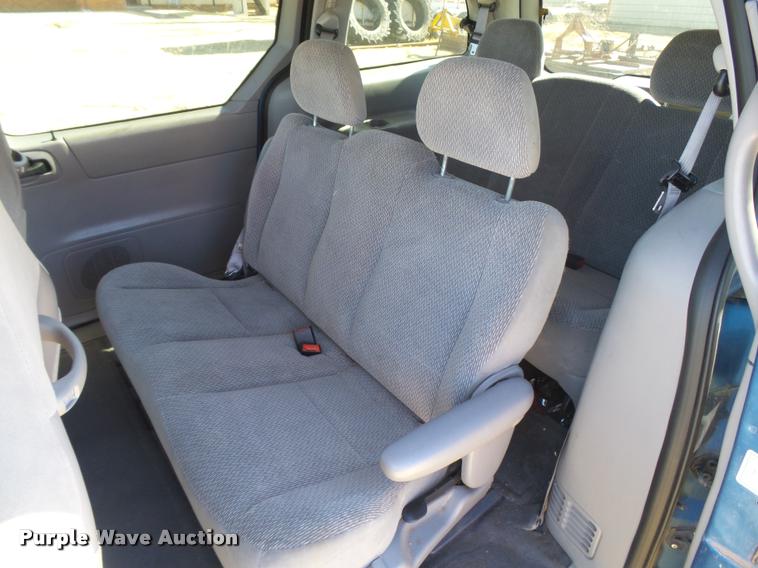 image for item DB1930 2003 Ford Windstar van
