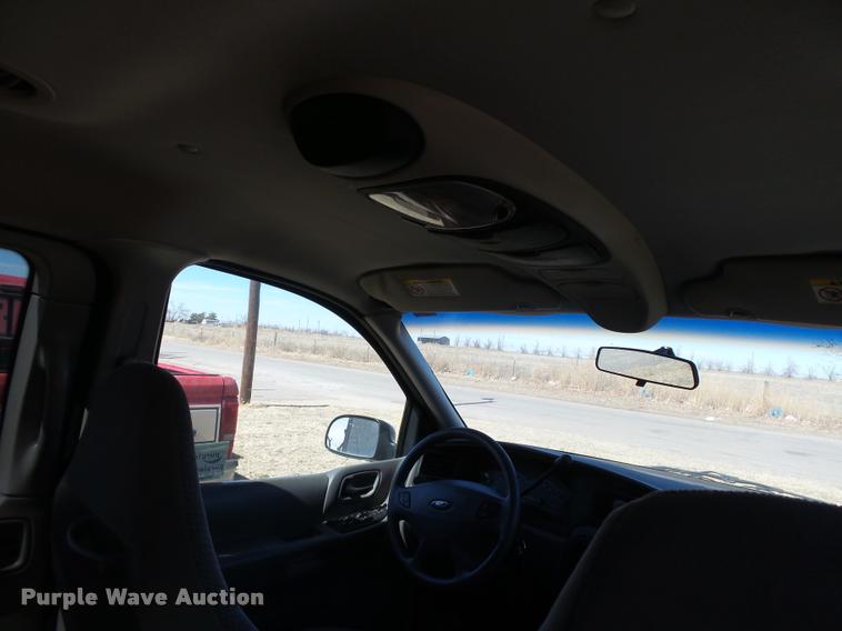 image for item DB1930 2003 Ford Windstar van