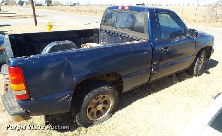 image for item DB1931 1999 Chevrolet Silverado 1500 pickup truck