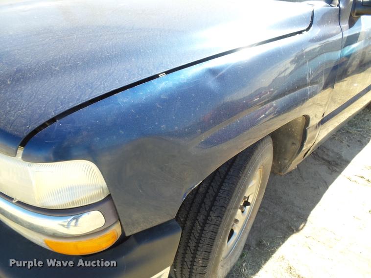 image for item DB1931 1999 Chevrolet Silverado 1500 pickup truck