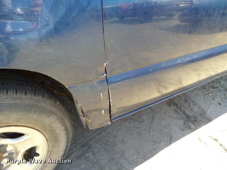 image for item DB1931 1999 Chevrolet Silverado 1500 pickup truck