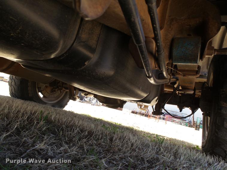 image for item DB1931 1999 Chevrolet Silverado 1500 pickup truck