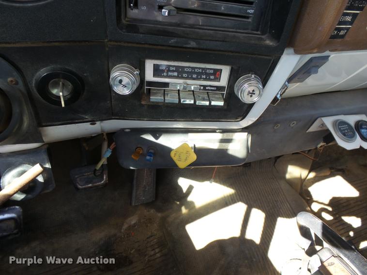 image for item DB1934 1989 Chevrolet Kodiak digger derrick truck