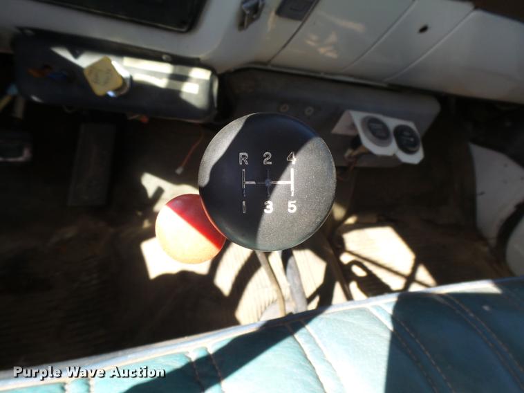 image for item DB1934 1989 Chevrolet Kodiak digger derrick truck