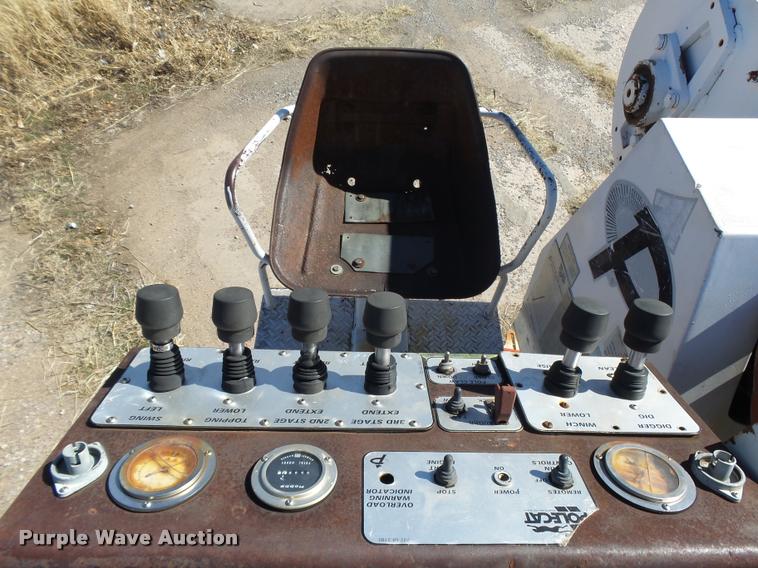 image for item DB1934 1989 Chevrolet Kodiak digger derrick truck