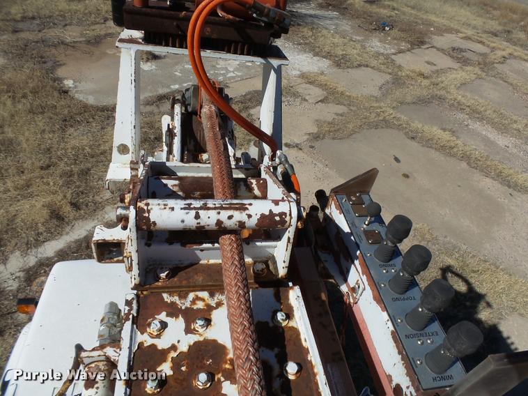 image for item DB1934 1989 Chevrolet Kodiak digger derrick truck