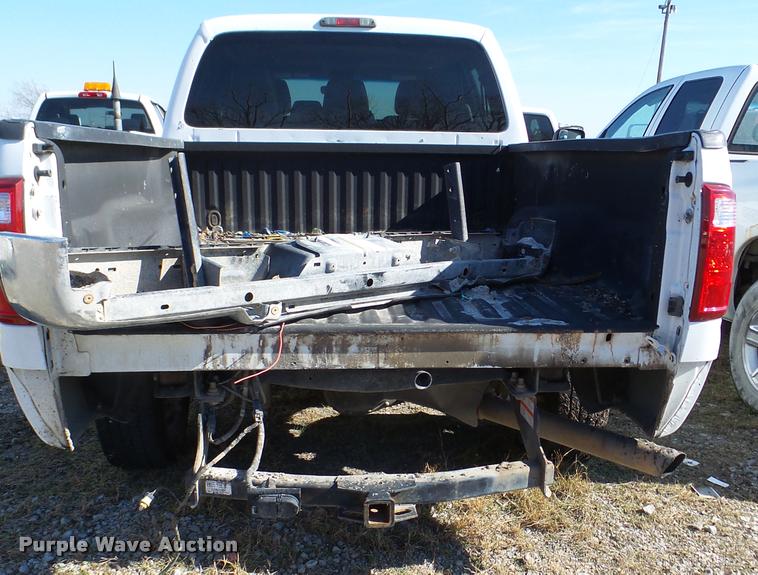 image for item DB2332 2011 Ford F250 Super Duty Crew Cab pickup truck