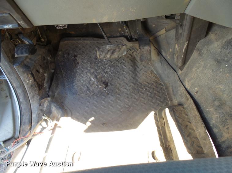 image for item DB2332 2011 Ford F250 Super Duty Crew Cab pickup truck