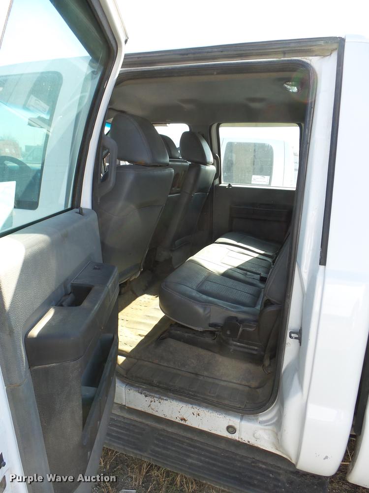 image for item DB2332 2011 Ford F250 Super Duty Crew Cab pickup truck