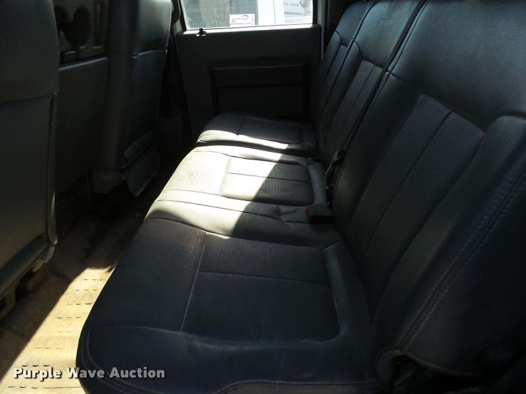 image for item DB2332 2011 Ford F250 Super Duty Crew Cab pickup truck